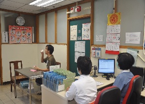 Providing directly-observed treatment for patients with tuberculosis